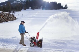 Обзор: немецкий снегоуборщик для небольших территорий AL-KO SnowLine 560 II