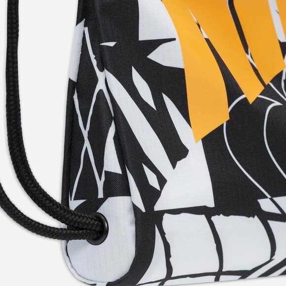 Сумка-мешок Nike Y NK DRAWSTRING-CAT AOP 1 (черный/белый/оранжевый) (DV6144-010) изображение 3