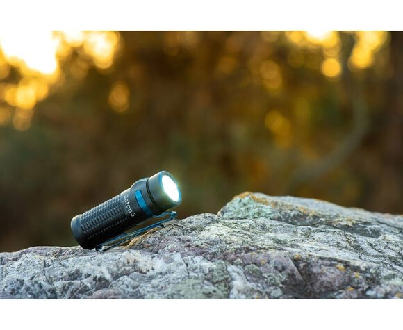 Ліхтар Olight Baton 3 Premium Edition Black (2370.33.23) фото 15