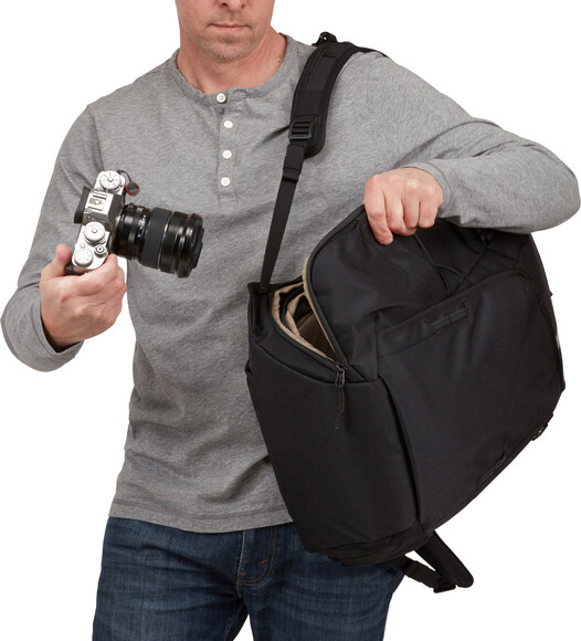 Рюкзак Thule Covert DSLR Backpack 24L (Black) TH 3203906 фото 4