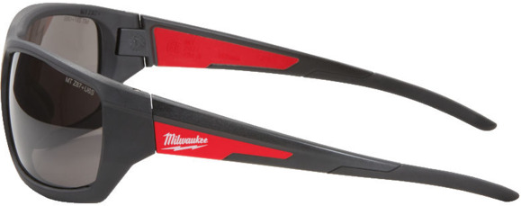 Защитные затемненные очки Milwaukee Performance (4932471884) изображение 3