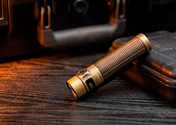 Фонарь Olight Baton 3 Pro Max Brass Stonewash (2370.43.87) изображение 7