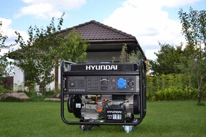 Бензиновый генератор Hyundai HHY 9000FE изображение 5
