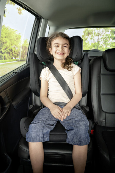 Дитяче автокрісло BRITAX-ROMER KIDFIX M i-size (cosmos black) (2000035128) фото 15