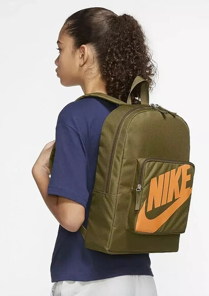 Рюкзак Nike Y NK CLASSIC BKPK (темно-зеленый/оранжевый) (BA5928-368) изображение 8