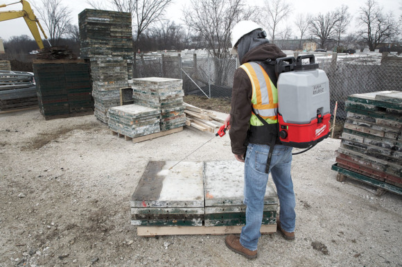 Опрыскиватель с емкостью для бетона Milwaukee M18 BPFPCCST-0 (4933471371) изображение 10
