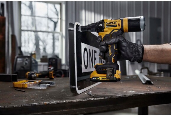 Аккумуляторный заклепочник DeWALT XR DCF403NT (без АКБ и ЗУ) изображение 9