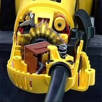 Особенности DeWalt DWE490 2