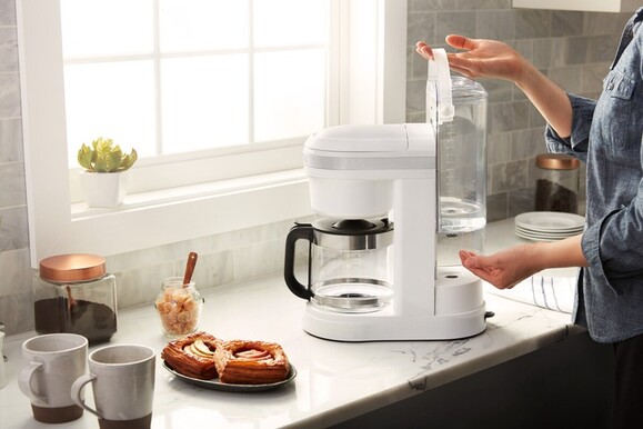 Кофеварка капельная KitchenAid CLASSIC 5KCM1208EWH изображение 7