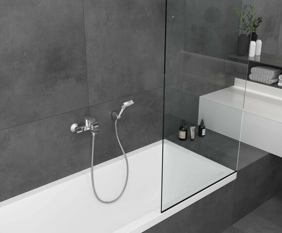 Набір 3 в 1: змішувач для раковини HANSGROHE Vernis Shape 71561000, змішувач для ванни 71450000, душовий гарнітур Crometta 1jet 26533400 (71561111) фото 5