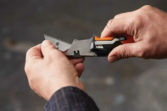 Складной нож Fiskars Pro CarbonMax (1027224) изображение 9