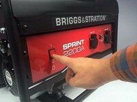 Особливості Briggs&Stratton Sprint 2200A 7