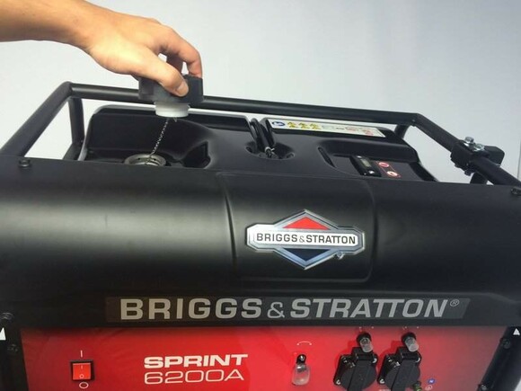 Генератор бензиновий Briggs & Stratton Sprint 6200A фото 3