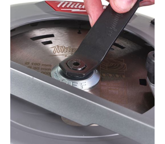 Аккумуляторная дисковая пила Milwaukee M18 FCSRH66-0, 190 мм без АКБ и ЗУ (4933471444) изображение 5