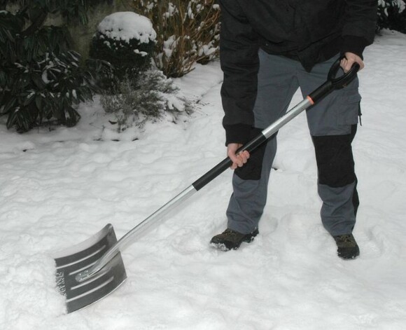 Лопата для уборки снега облегченная профессиональная Fiskars Snow Light Snow Pusher 143060 (1001636) изображение 5