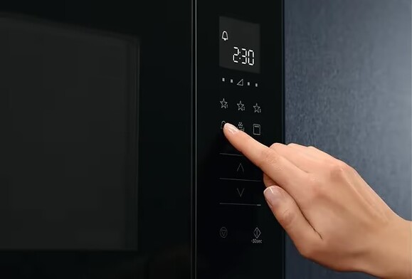 Мікрохвильова піч вбудована Electrolux LMS2203EMX фото 3