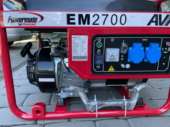 Генератор двухтопливный Pramac EM2700 Газ-Бензин изображение 9