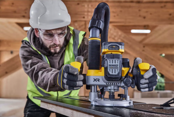 Акумуляторний фрезер DeWALT DCW620NT (без АКБ та ЗП) фото 13