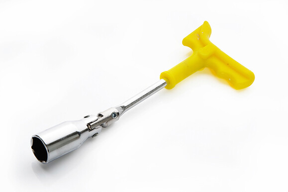 Ключ свічковий 21x250мм (професійний із посиленою ручкою) СИЛА (202629)