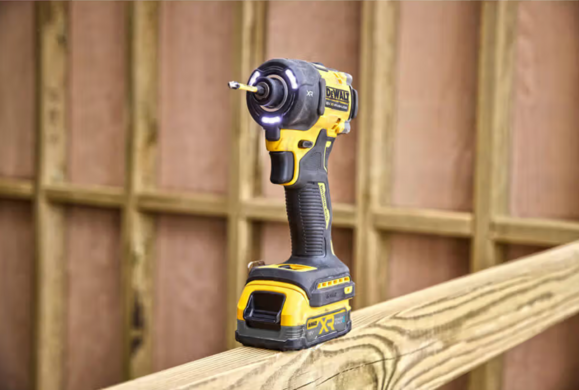 Аккумуляторный ударный шуруповерт DeWALT DCF870E2T изображение 15