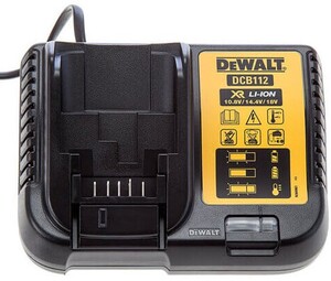 Зарядное устройство DeWALT DCB112