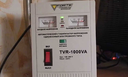 FORTE TVR-1000VA