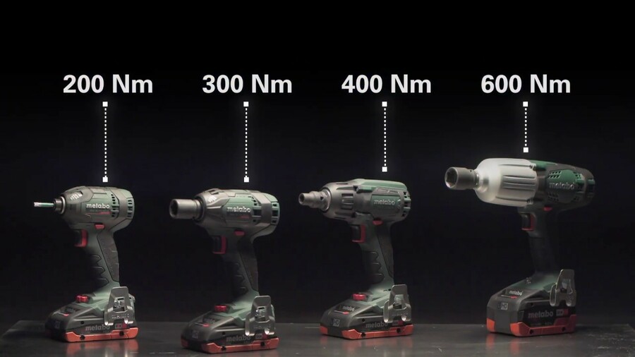 Metabo АКУМУЛЯТОРНІ УДАРНІ ГАЙКОВЕРТИ SSW 18 LTX 300 BL